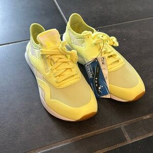 New with tags Reebok Ortholite athletic shoes.